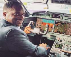 The great sprinter is also a qualified pilot and holds a private pilot's license since 2005 The great sprinter is also a qualified pilot and holds a private pilot's license since 2005.